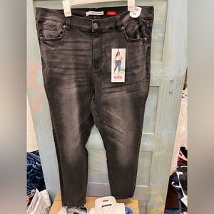 Celebrity Pink High Rise Skinny Black Jeans